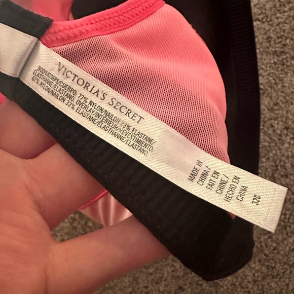 VSX black and pink sports bra size 32C - Picture 4 of 4